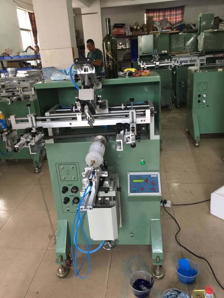 東莞駿欣機(jī)械有限公司提供絲印機(jī)移印機(jī)